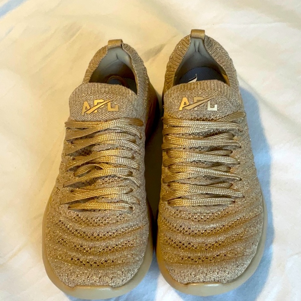 APL Techloom Wave Sneakers, Size 7 and 7.5 - Picture 2 of 7